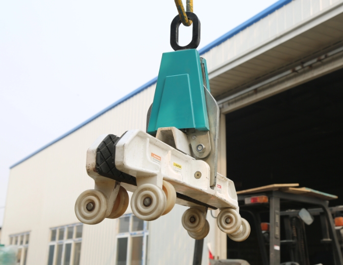 Unlock The Power of LC Glass Lifting Clamp