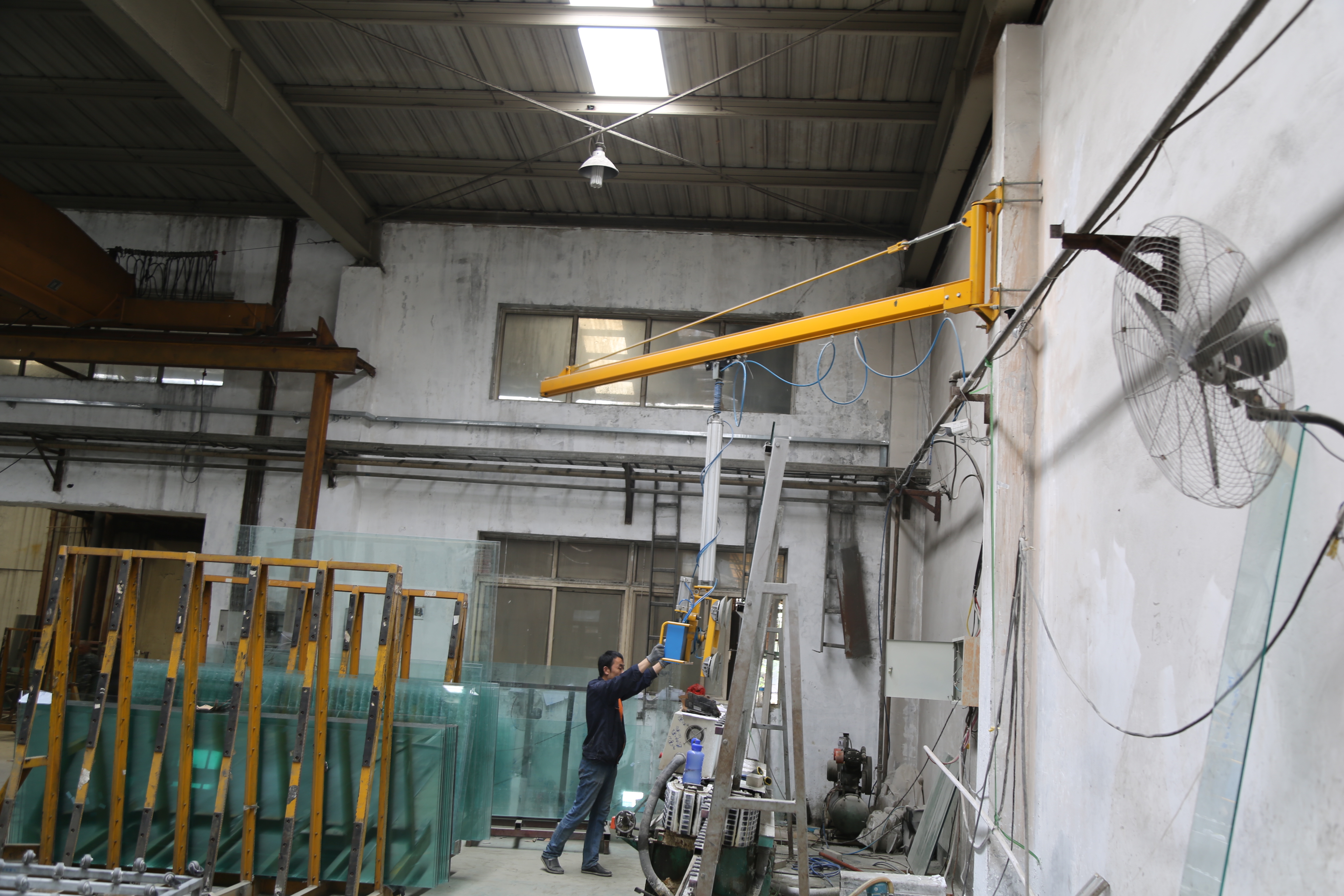 Column Lifter Crane
